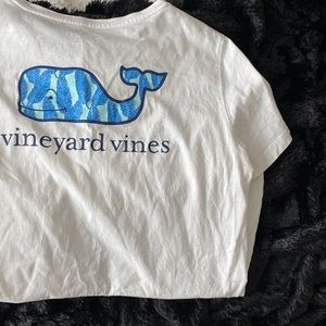 VineYard Vines Tee, Size Medium